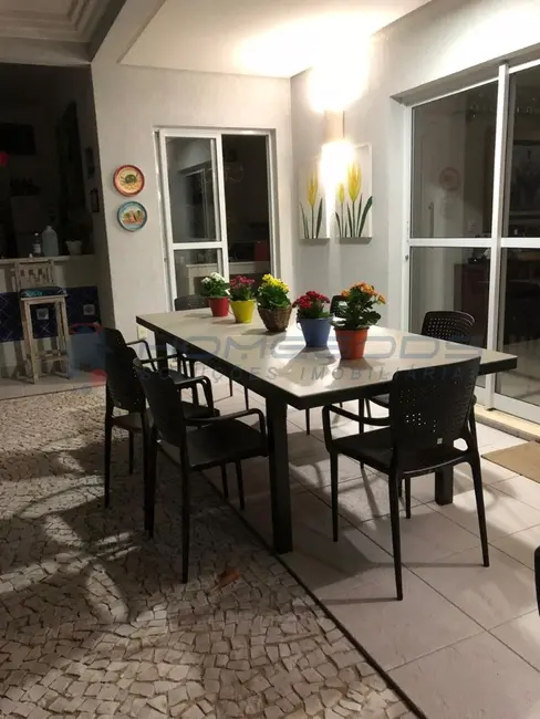 Casa de Condomínio com 4 quartos à venda, 452m2 em Campinas - SP - imagem 4 Foto 4 de Casa de Condomínio com 4 quartos à venda, 452m2 em Campinas - SP