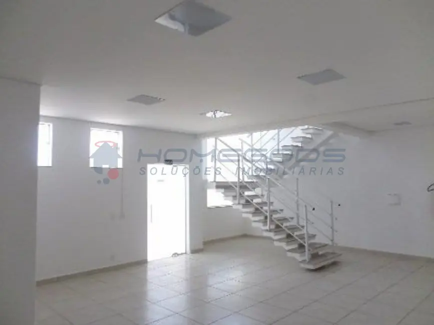 Armazém / Galpão à venda, 1500m2 em Recreio Campestre Jóia, Indaiatuba - SP - imagem 5 Foto 5 de Armazém / Galpão à venda, 1500m2 em Recreio Campestre Jóia, Indaiatuba - SP