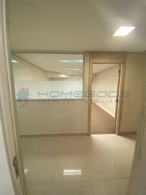 Sala Comercial para alugar, 1218m2 em Nova Campinas, Campinas - SP - imagem 3 Foto 3 de Sala Comercial para alugar, 1218m2 em Nova Campinas, Campinas - SP