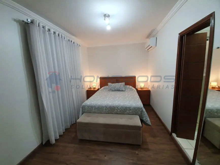 Apartamento com 2 quartos à venda, 66m2 em Cambuí, Campinas - SP - imagem 9 Foto 9 de Apartamento com 2 quartos à venda, 66m2 em Cambuí, Campinas - SP