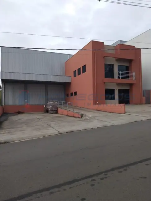 Foto 1 de Armazém / Galpão à venda, 802m2 em Jardim Marchissolo, Sumare - SP