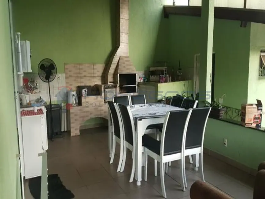 Casa com 2 quartos à venda, 980m2 em Campinas - SP - imagem 4 Foto 4 de Casa com 2 quartos à venda, 980m2 em Campinas - SP