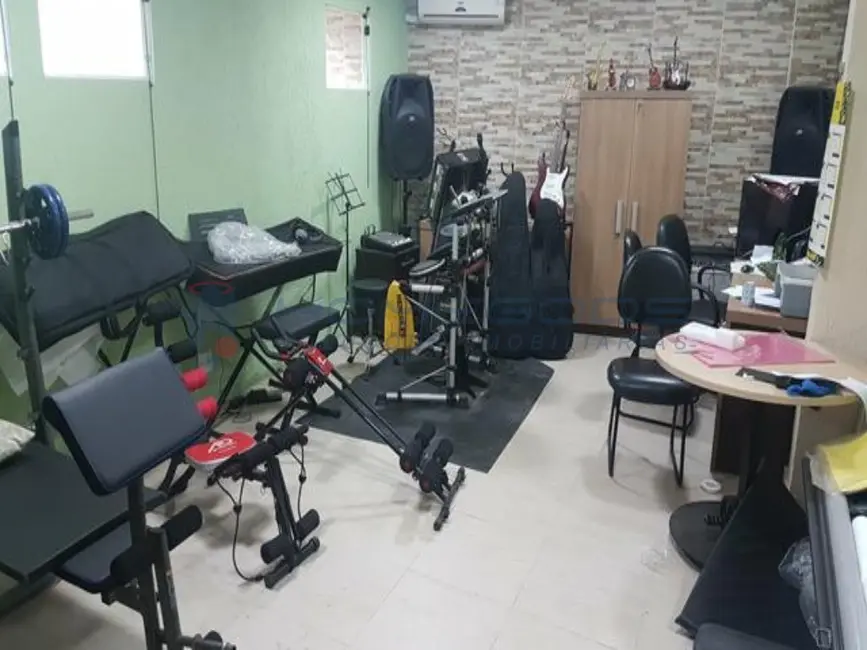 Casa com 2 quartos à venda, 980m2 em Campinas - SP - imagem 8 Foto 8 de Casa com 2 quartos à venda, 980m2 em Campinas - SP