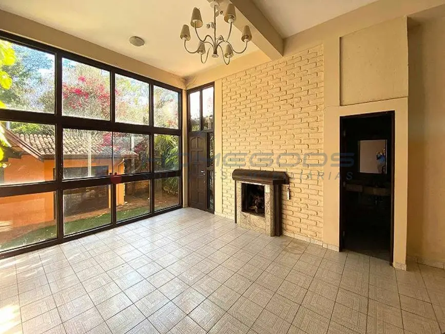 Foto 2 de Casa com 4 quartos à venda, 460m2 em Campinas - SP