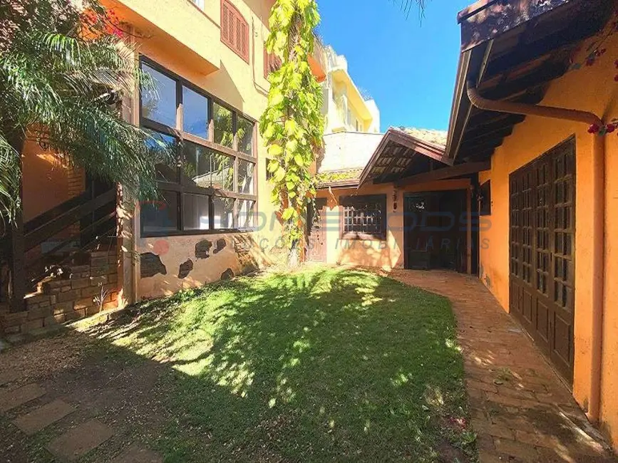 Foto 1 de Casa com 4 quartos à venda, 460m2 em Campinas - SP