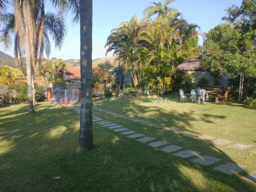 Foto 7 de Chácara com 6 quartos à venda, 370m2 em Nazare Paulista - SP