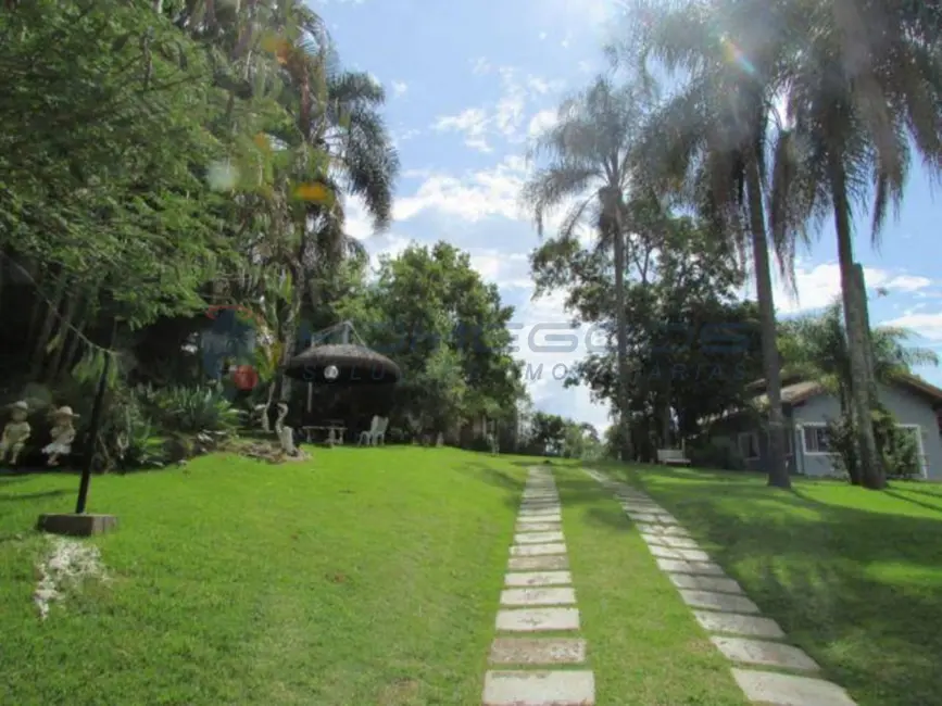 Foto 1 de Chácara com 6 quartos à venda, 370m2 em Nazare Paulista - SP