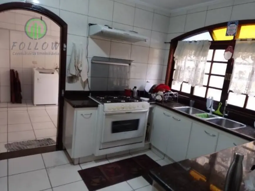 Foto 8 de Sobrado com 3 quartos à venda, 300m2 em Quitaúna, Osasco - SP