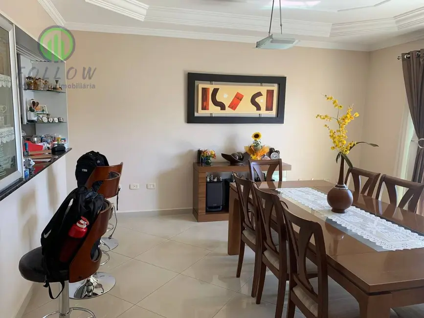Casa com 3 quartos à venda e para alugar, 274m2 em Vila Campesina, Osasco - SP - imagem 4 Foto 4 de Casa com 3 quartos à venda e para alugar, 274m2 em Vila Campesina, Osasco - SP