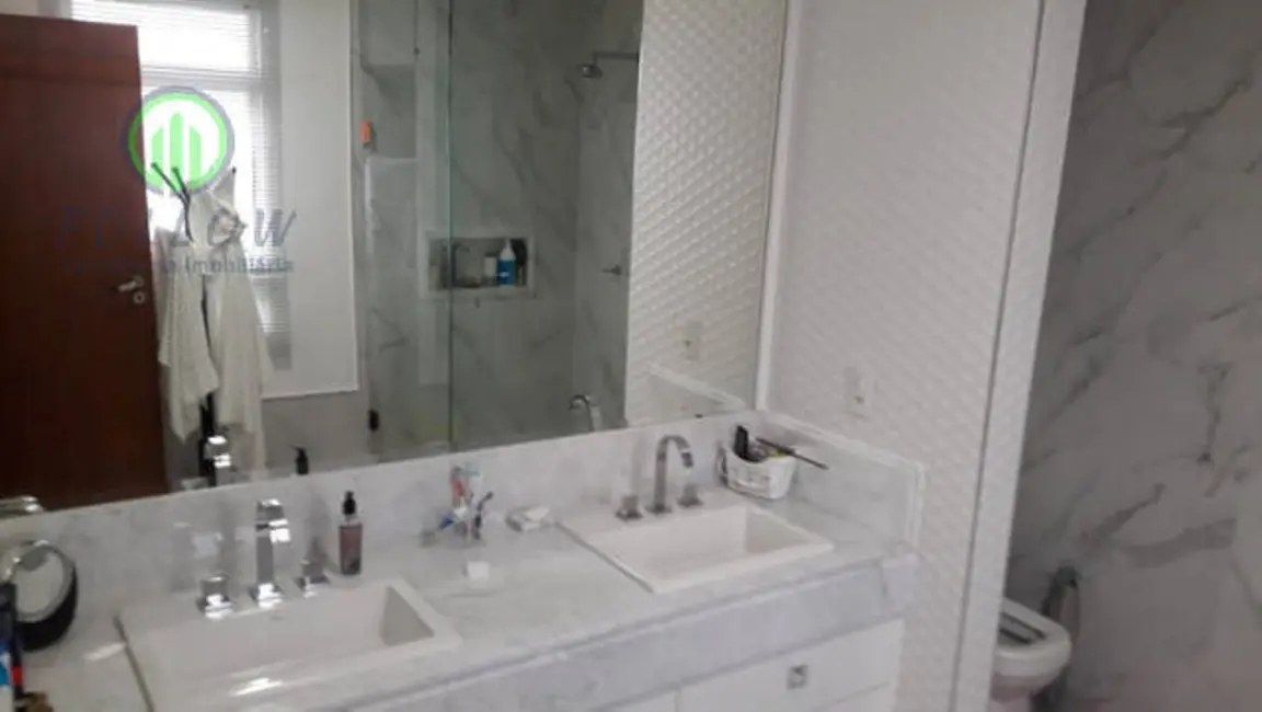 Foto 6 de Sobrado com 3 quartos à venda, 420m2 em Adalgisa, Osasco - SP