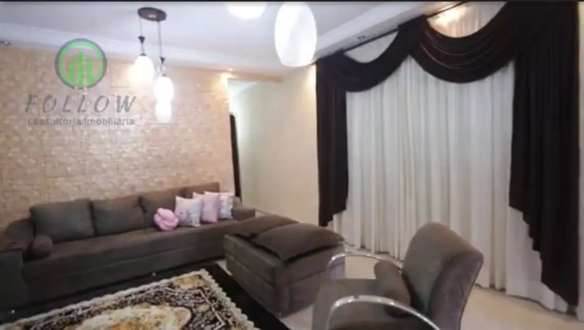 Foto 3 de Casa com 2 quartos à venda, 179m2 em Santa Maria, Osasco - SP