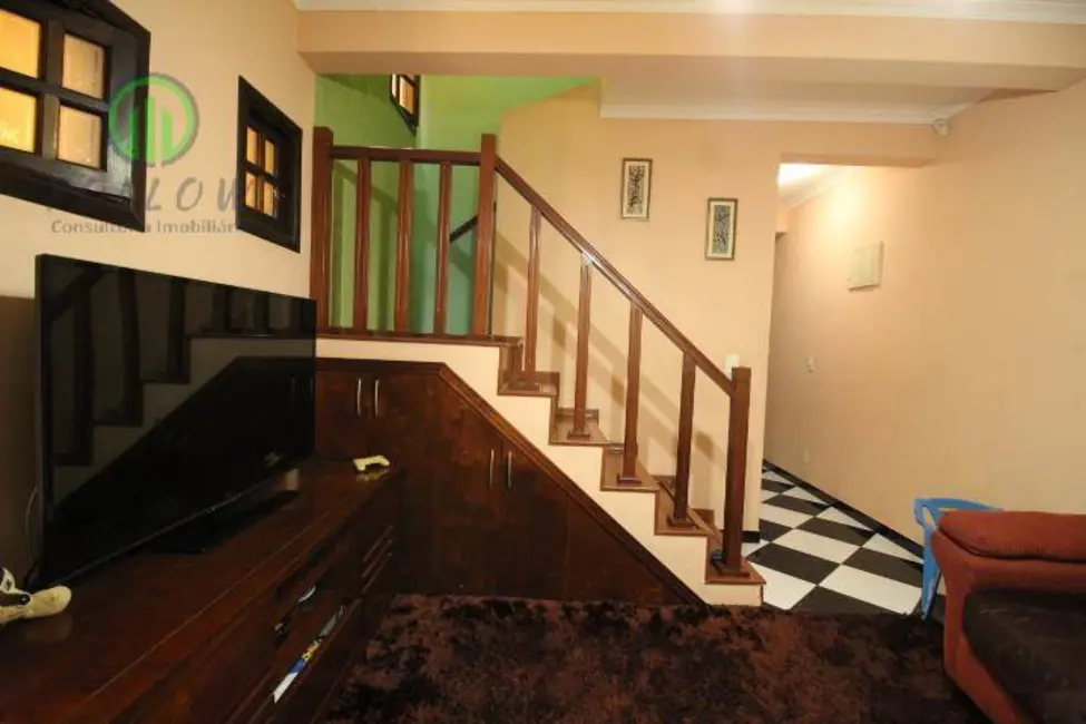 Foto 3 de Sobrado com 3 quartos à venda, 156m2 em Santa Maria, Osasco - SP