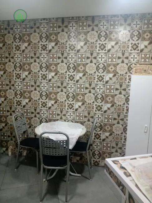 Apartamento com 3 quartos à venda, 183m2 em Jardim Santa Tereza, Carapicuiba - SP - imagem 6 Foto 6 de Apartamento com 3 quartos à venda, 183m2 em Jardim Santa Tereza, Carapicuiba - SP