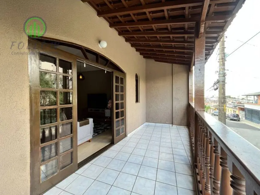 Foto 5 de Casa com 5 quartos à venda, 260m2 em Vila Yolanda, Osasco - SP