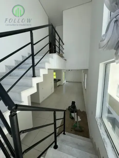 Foto 5 de Casa de Condomínio com 3 quartos à venda e para alugar, 300m2 em Suru, Santana De Parnaiba - SP