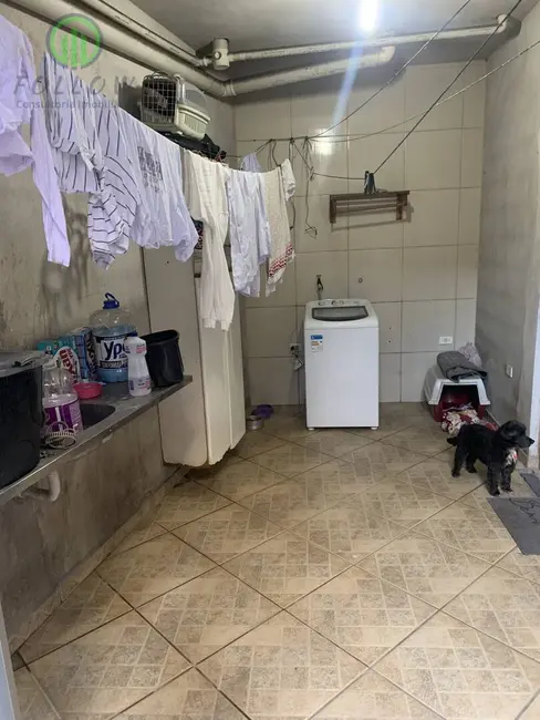 Casa com 2 quartos à venda, 227m2 em Santa Maria, Osasco - SP - imagem 6 Foto 6 de Casa com 2 quartos à venda, 227m2 em Santa Maria, Osasco - SP