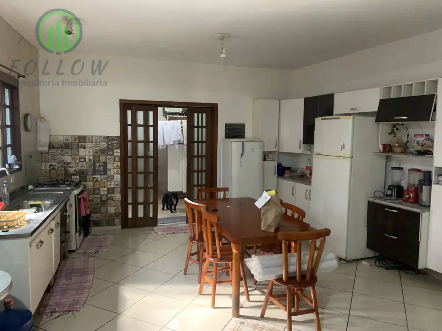 Casa com 2 quartos à venda, 227m2 em Santa Maria, Osasco - SP - imagem 8 Foto 8 de Casa com 2 quartos à venda, 227m2 em Santa Maria, Osasco - SP
