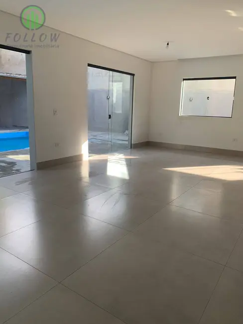 Casa com 4 quartos à venda, 290m2 em São Fernando Residência, Barueri - SP - imagem 4 Foto 4 de Casa com 4 quartos à venda, 290m2 em São Fernando Residência, Barueri - SP