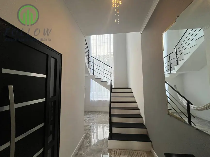 Foto 8 de Casa de Condomínio com 3 quartos à venda, 200m2 em Suru, Santana De Parnaiba - SP