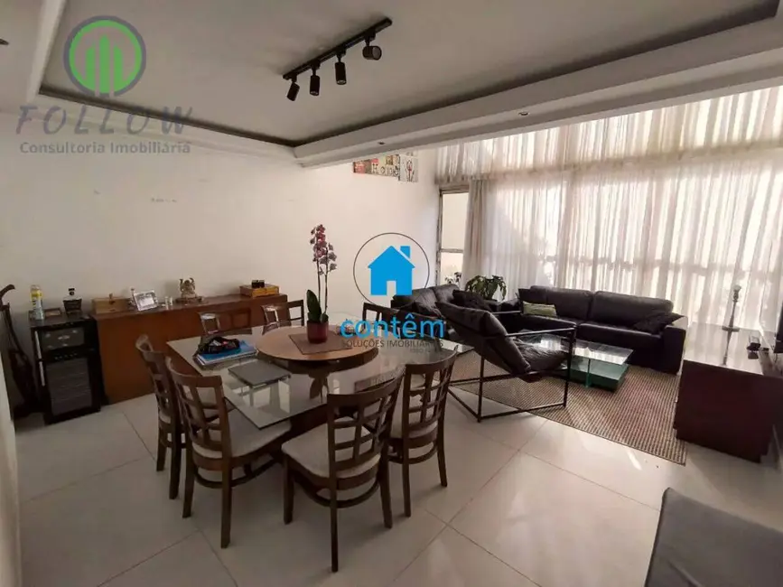 Sobrado com 4 quartos à venda, 240m2 em Vila Osasco, Osasco - SP - imagem 4 Foto 4 de Sobrado com 4 quartos à venda, 240m2 em Vila Osasco, Osasco - SP