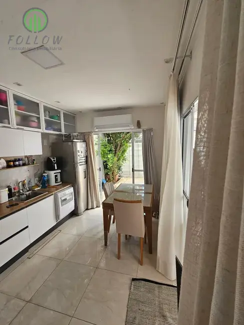 Foto 5 de Casa com 2 quartos à venda, 125m2 em Santa Maria, Osasco - SP