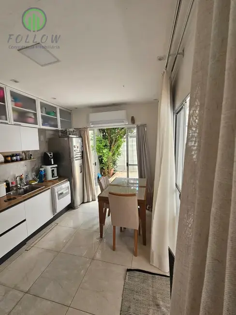 Foto 4 de Casa com 2 quartos à venda, 125m2 em Santa Maria, Osasco - SP