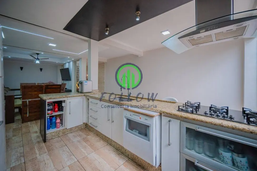 Casa com 3 quartos à venda, 154m2 em Jaguaribe, Osasco - SP - imagem 9 Foto 9 de Casa com 3 quartos à venda, 154m2 em Jaguaribe, Osasco - SP