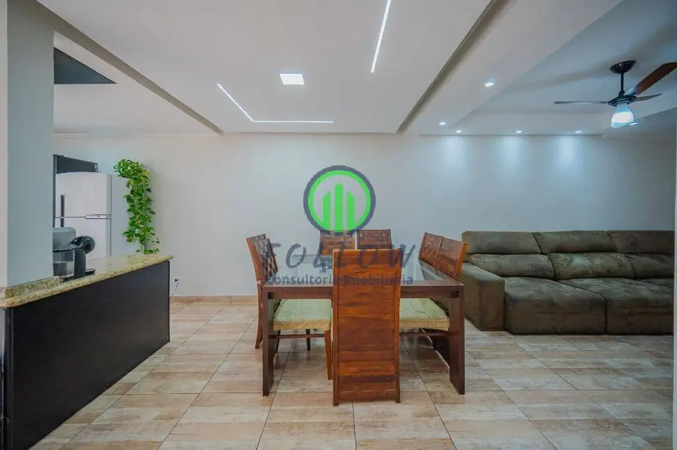 Casa com 3 quartos à venda, 154m2 em Jaguaribe, Osasco - SP - imagem 5 Foto 5 de Casa com 3 quartos à venda, 154m2 em Jaguaribe, Osasco - SP