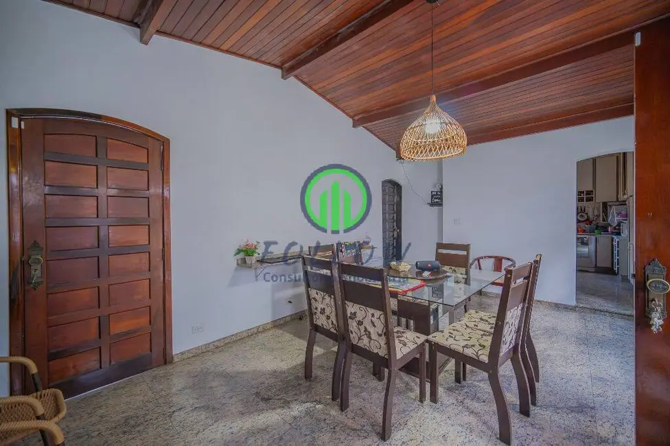 Foto 9 de Casa com 4 quartos à venda, 224m2 em Bela Vista, Osasco - SP