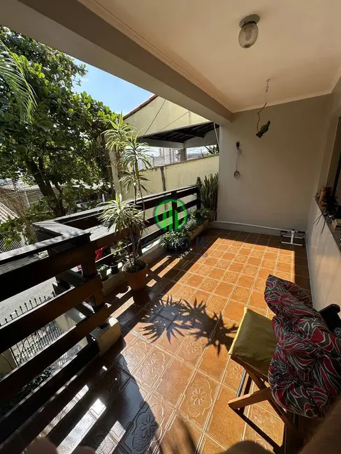 Sobrado com 2 quartos à venda, 140m2 em Quitaúna, Osasco - SP - imagem 4 Foto 4 de Sobrado com 2 quartos à venda, 140m2 em Quitaúna, Osasco - SP