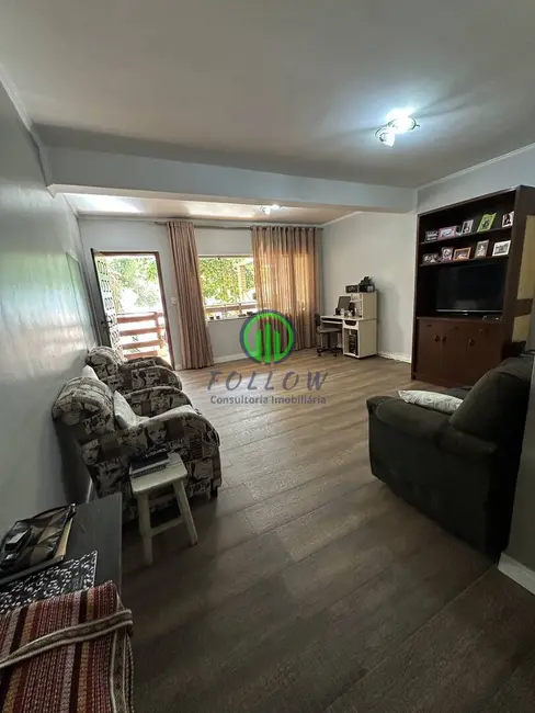 Sobrado com 2 quartos à venda, 140m2 em Quitaúna, Osasco - SP - imagem 3 Foto 3 de Sobrado com 2 quartos à venda, 140m2 em Quitaúna, Osasco - SP