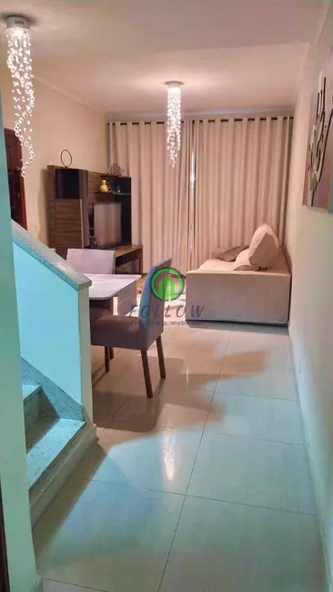 Foto 2 de Sobrado com 3 quartos à venda, 201m2 em Bela Vista, Osasco - SP