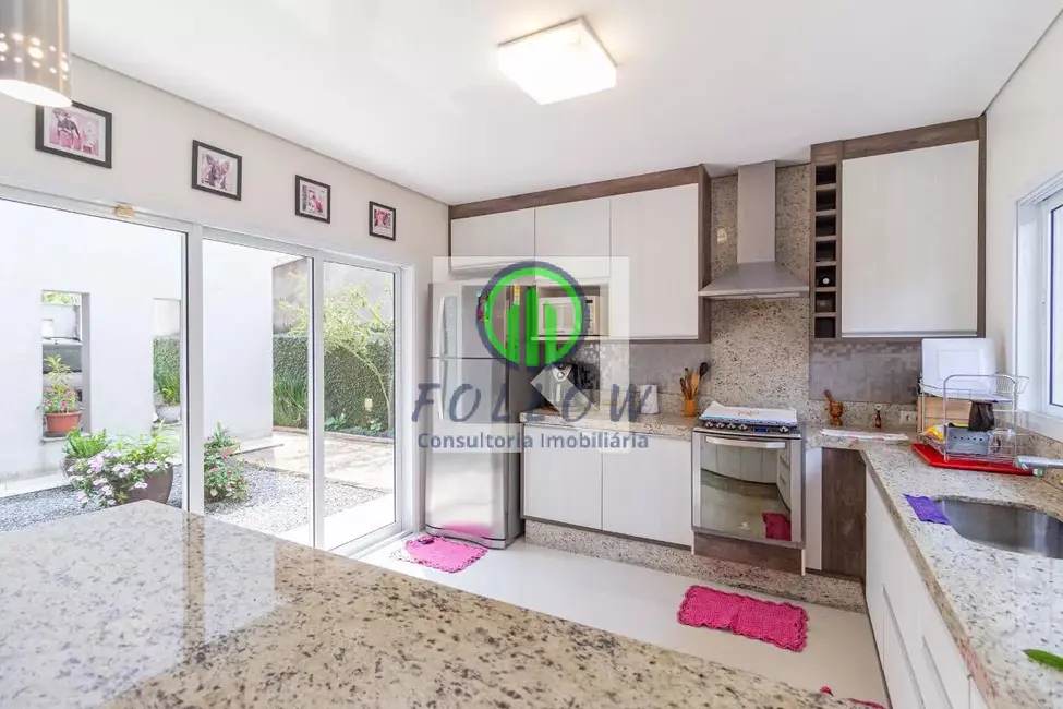 Sobrado com 3 quartos à venda, 250m2 em City Bussocaba, Osasco - SP - imagem 7 Foto 7 de Sobrado com 3 quartos à venda, 250m2 em City Bussocaba, Osasco - SP