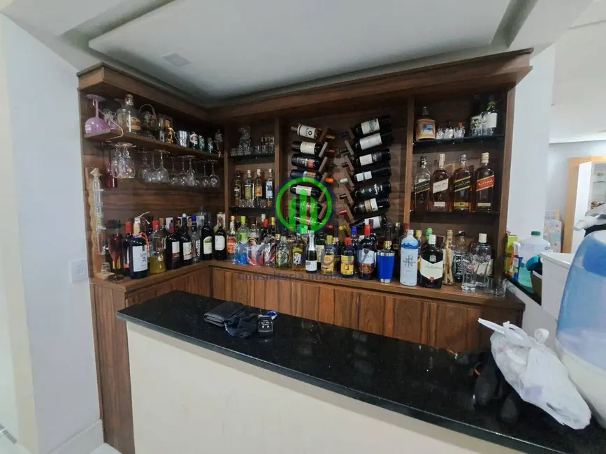 Casa com 3 quartos à venda, 270m2 em Santa Maria, Osasco - SP - imagem 6 Foto 6 de Casa com 3 quartos à venda, 270m2 em Santa Maria, Osasco - SP