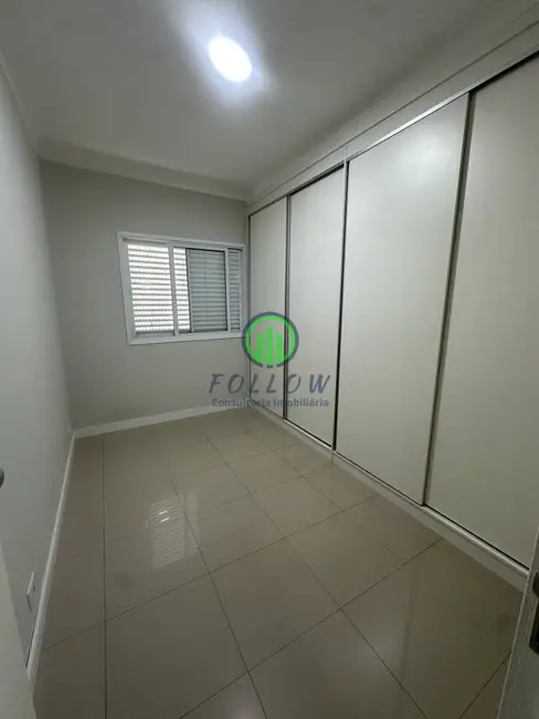 Sobrado com 3 quartos à venda, 250m2 em Bela Vista, Osasco - SP - imagem 5 Foto 5 de Sobrado com 3 quartos à venda, 250m2 em Bela Vista, Osasco - SP