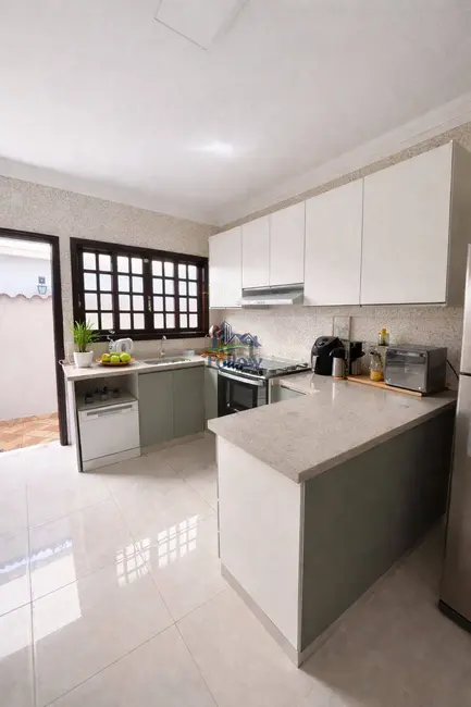 Foto 3 de Casa com 4 quartos à venda, 210m2 em City Bussocaba, Osasco - SP