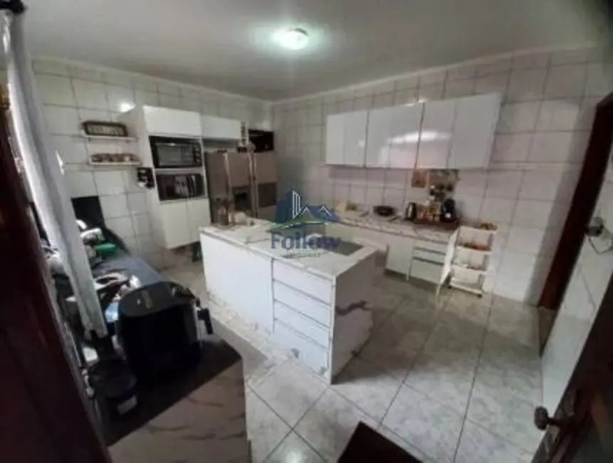 Foto 4 de Sobrado com 4 quartos à venda, 232m2 em Santo Antônio, Osasco - SP