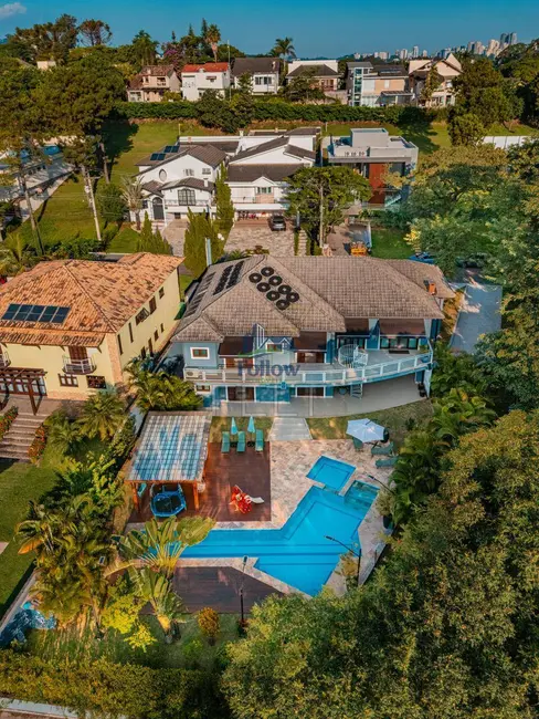 Casa com 6 quartos à venda, 540m2 em Alphaville, Santana De Parnaiba - SP - imagem 2 Foto 2 de Casa com 6 quartos à venda, 540m2 em Alphaville, Santana De Parnaiba - SP