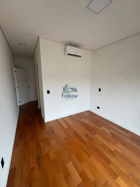 Foto 5 de Casa de Condomínio com 3 quartos à venda, 170m2 em Santana De Parnaiba - SP