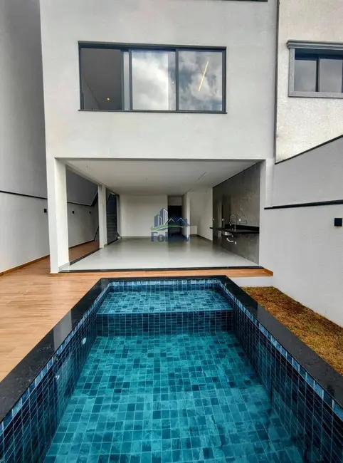 Foto 3 de Casa com 3 quartos à venda, 247m2 em Portais (Polvilho), Cajamar - SP