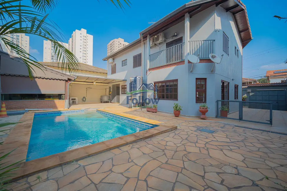 Casa com 4 quartos à venda, 266m2 em City Bussocaba, Osasco - SP - imagem 2 Foto 2 de Casa com 4 quartos à venda, 266m2 em City Bussocaba, Osasco - SP