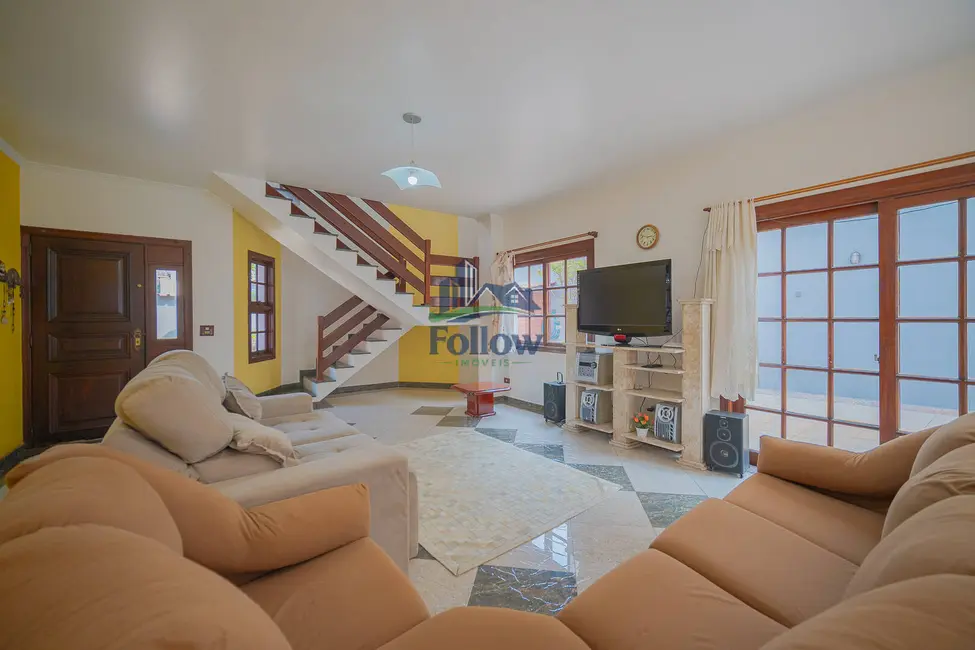 Casa com 4 quartos à venda, 266m2 em City Bussocaba, Osasco - SP - imagem 1 Foto 1 de Casa com 4 quartos à venda, 266m2 em City Bussocaba, Osasco - SP