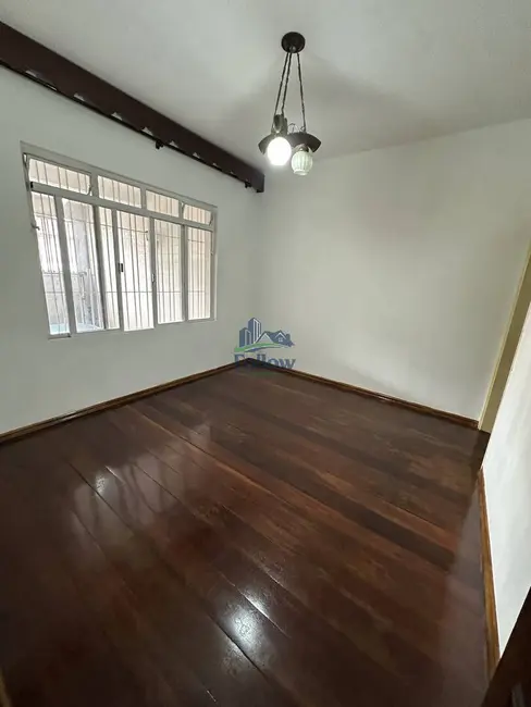 Sobrado com 3 quartos à venda, 250m2 em Santo Antônio, Osasco - SP - imagem 7 Foto 7 de Sobrado com 3 quartos à venda, 250m2 em Santo Antônio, Osasco - SP