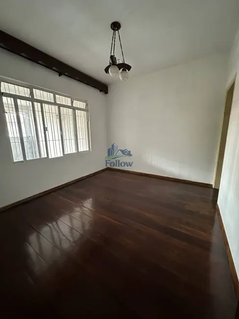 Sobrado com 3 quartos à venda, 250m2 em Santo Antônio, Osasco - SP - imagem 3 Foto 3 de Sobrado com 3 quartos à venda, 250m2 em Santo Antônio, Osasco - SP