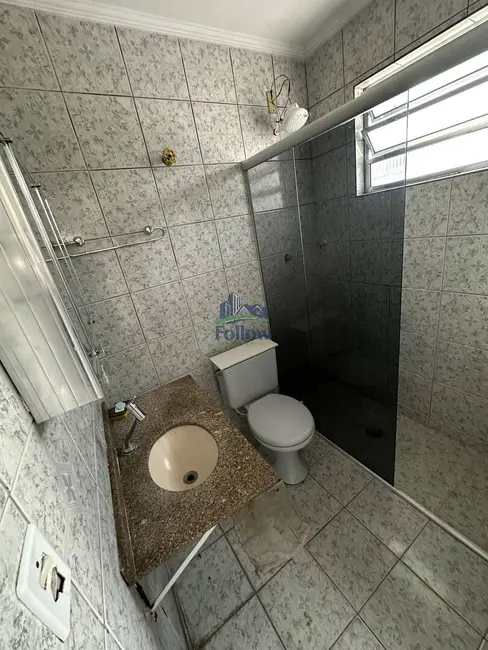 Sobrado com 3 quartos à venda, 250m2 em Santo Antônio, Osasco - SP - imagem 8 Foto 8 de Sobrado com 3 quartos à venda, 250m2 em Santo Antônio, Osasco - SP