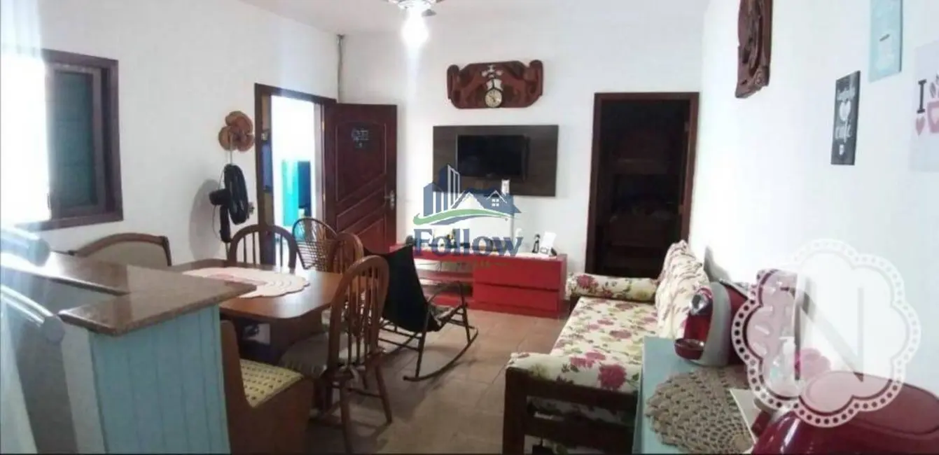 Casa com 3 quartos à venda em Itanhaem - SP - imagem 1 Foto 1 de Casa com 3 quartos à venda em Itanhaem - SP