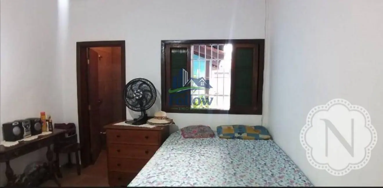 Casa com 3 quartos à venda em Itanhaem - SP - imagem 5 Foto 5 de Casa com 3 quartos à venda em Itanhaem - SP