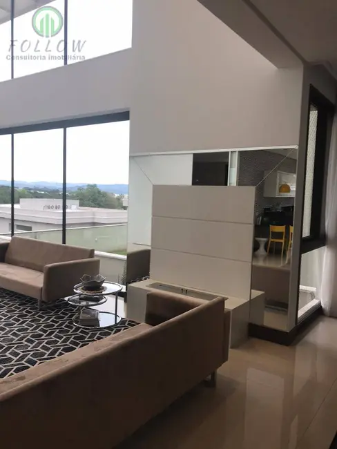 Casa com 4 quartos à venda, 470m2 em Alphaville, Santana De Parnaiba - SP - imagem 5 Foto 5 de Casa com 4 quartos à venda, 470m2 em Alphaville, Santana De Parnaiba - SP
