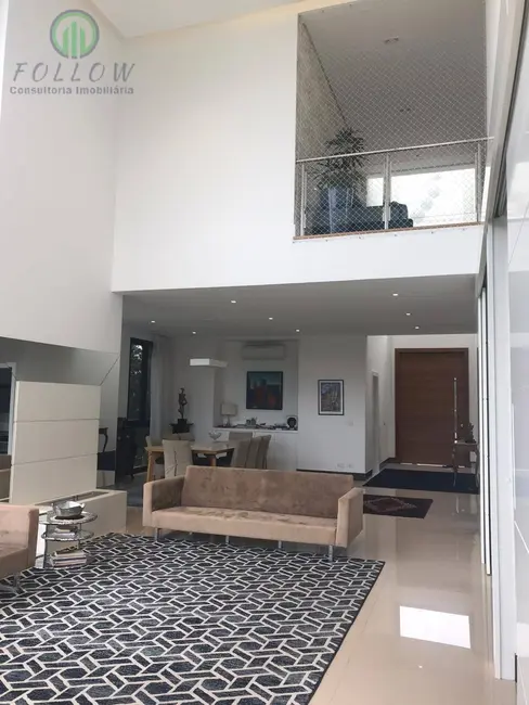 Casa com 4 quartos à venda, 470m2 em Alphaville, Santana De Parnaiba - SP - imagem 4 Foto 4 de Casa com 4 quartos à venda, 470m2 em Alphaville, Santana De Parnaiba - SP