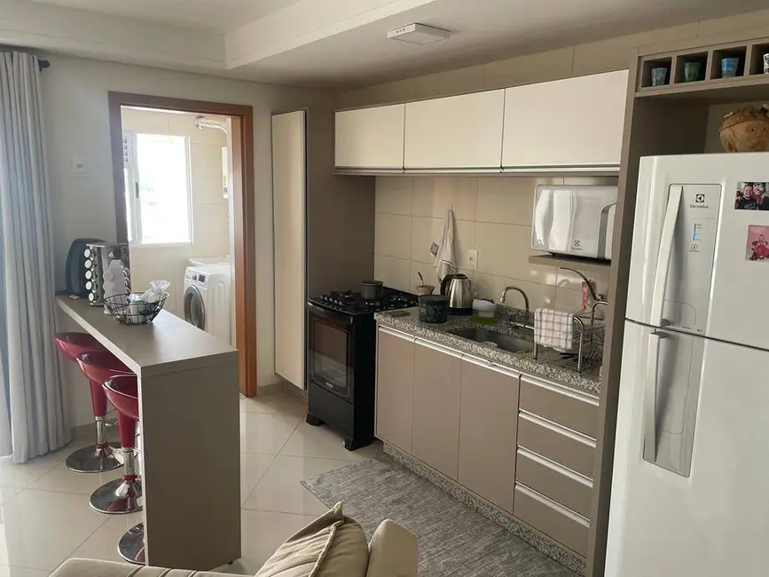 Foto 2 de Apartamento com 2 quartos à venda, 78m2 em Centro, Cascavel - PR